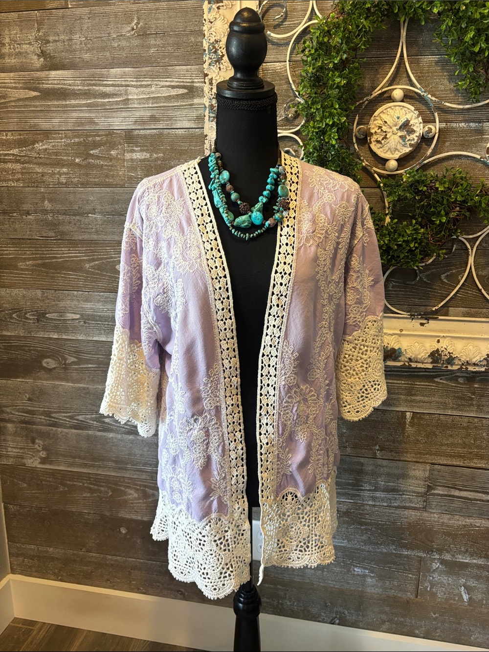 Democracy Oversized (Size S) Women’s Lace-Trim Embroidered Lavender Kimono